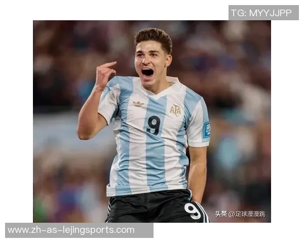 卡塔尔世界杯新星阿尔瓦雷斯带领阿根廷崛起成足球未来的希望之星